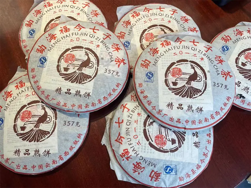 黄冈回收福今普洱茶2012年生茶熟茶图2